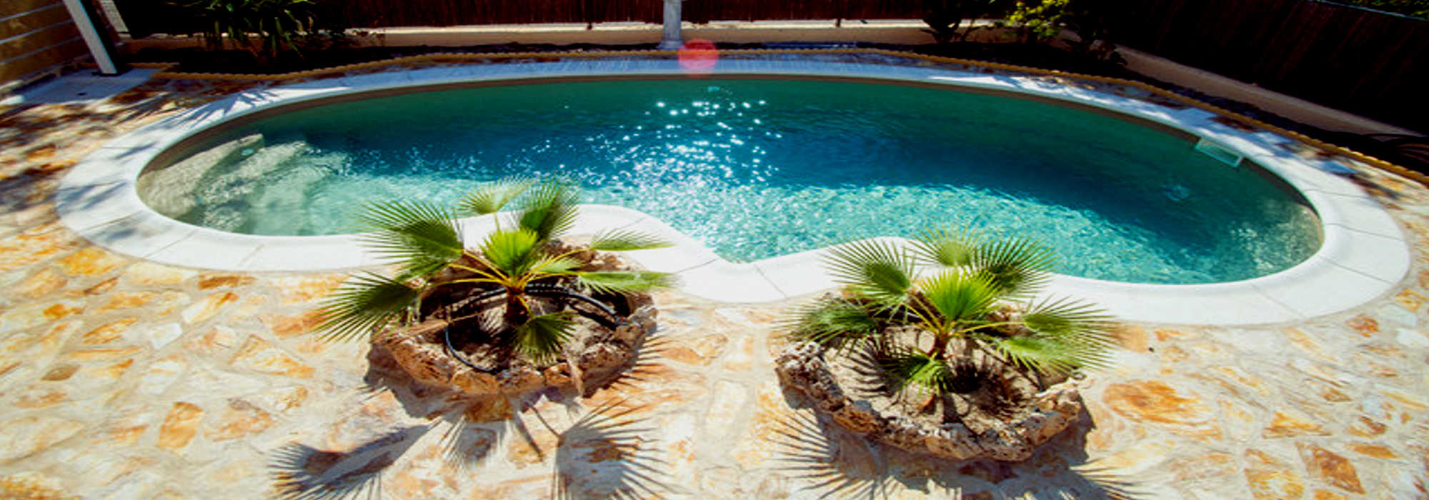 Piscinas de Poliester Topacio